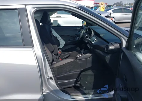 2019 Nissan Kicks S из США, поврежденный, VIN 3N1CP5CUXKL515200